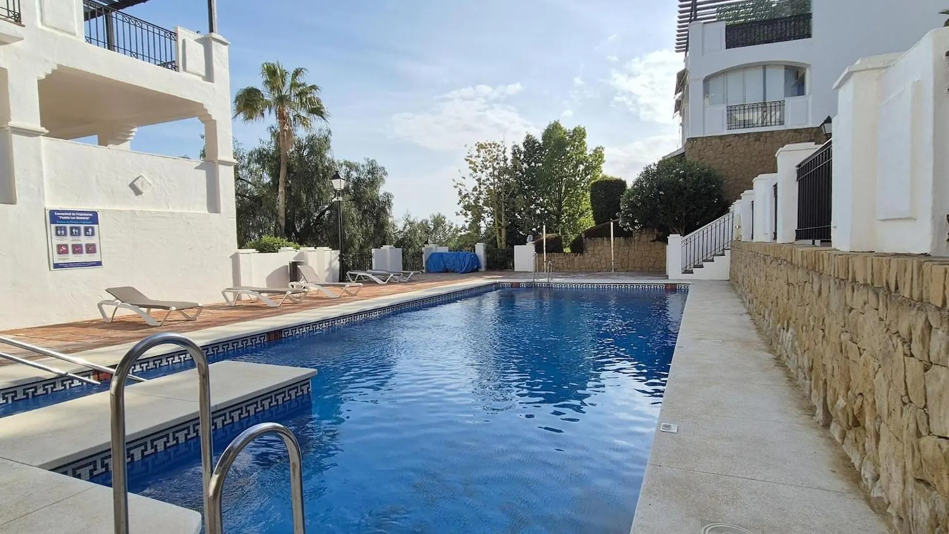 Apartamento En Los Monteros Marbella Apartament